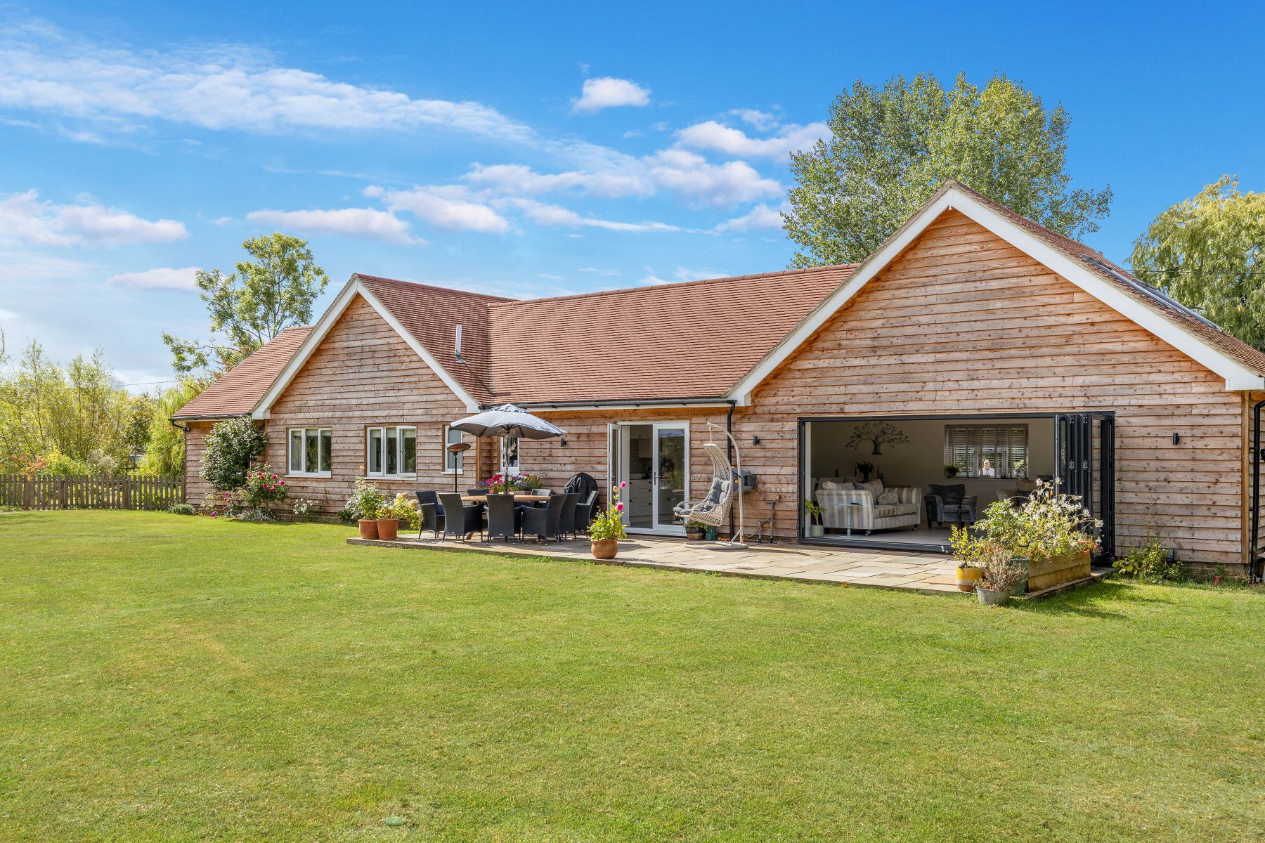 Claygate Road, Laddingford, ME18, photo 2