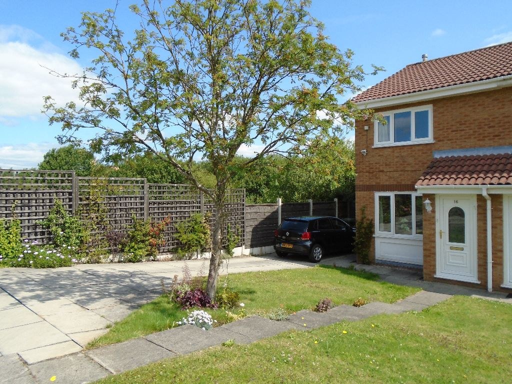 Churchfield Close