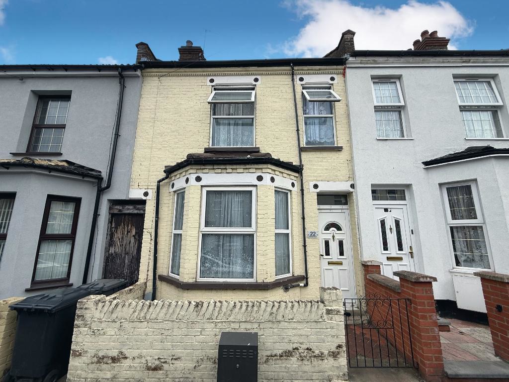Shirley Road, Luton, LU1