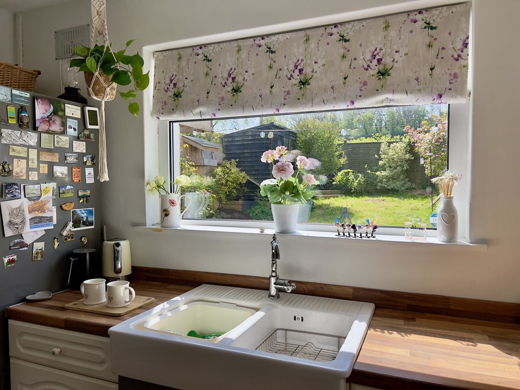 South facing garden and views over coast and countryside!, photo 3