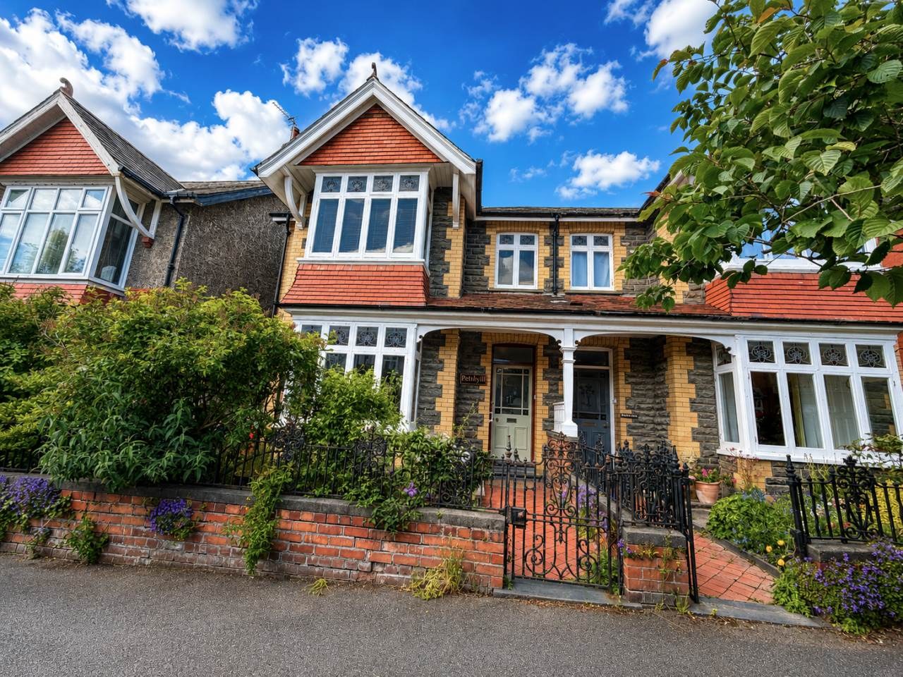 Iorwerth Avenue
