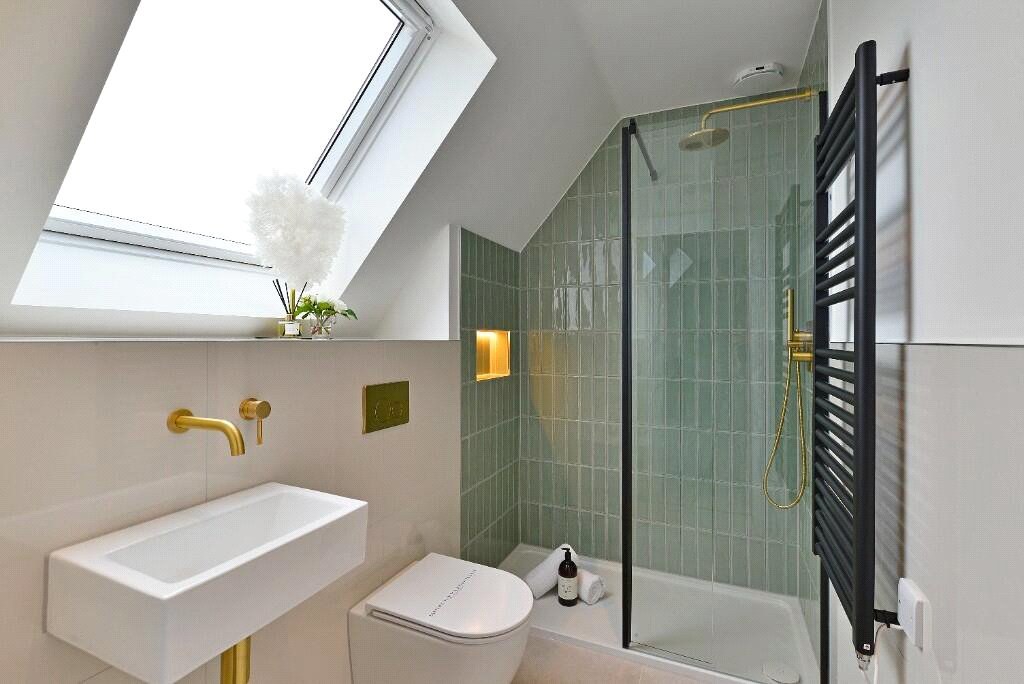 Medlands, Alfold Gardens, Alfold, Surrey, GU6, photo 13