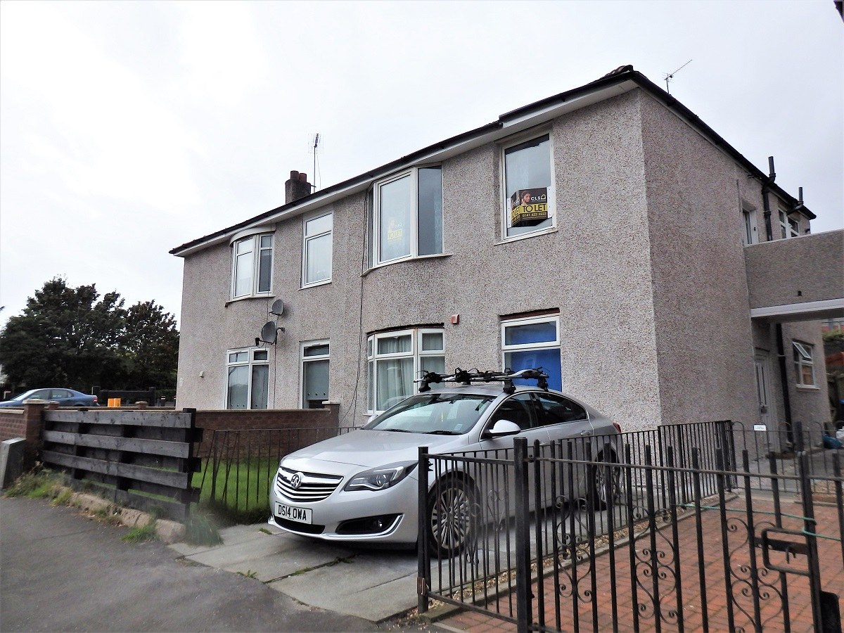 Aikenhead Road