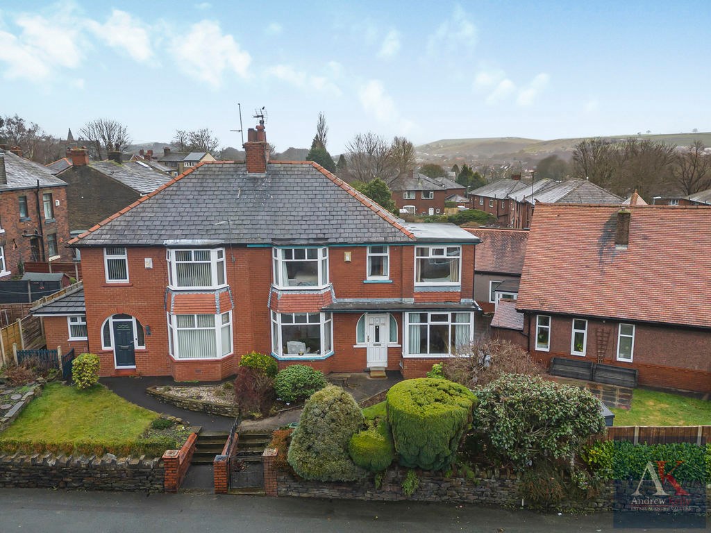 Smithy Bridge Road