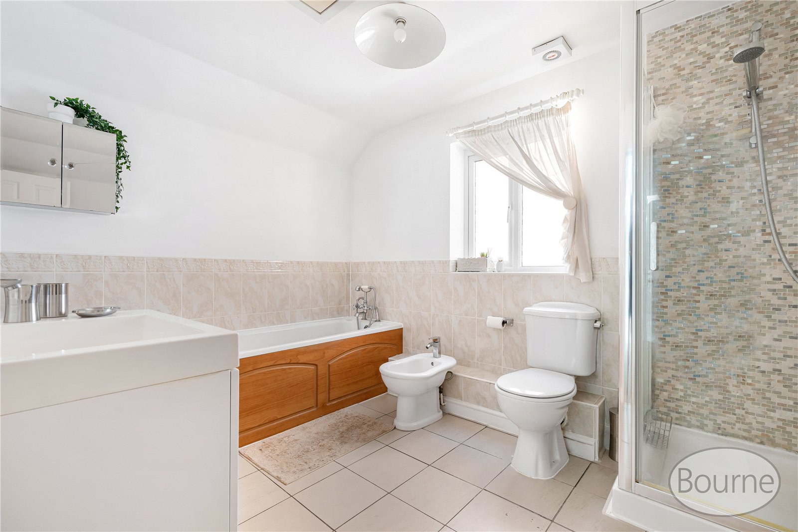 Coresbrook Way, Knaphill, Woking, Surrey, GU21, photo 12