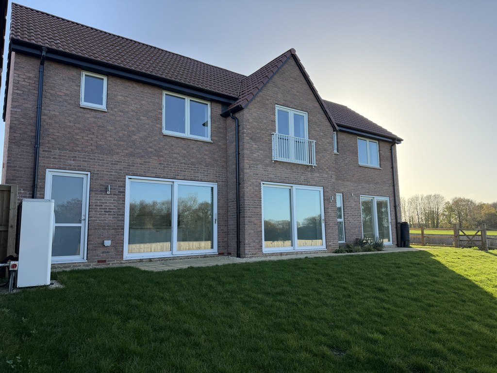Hazel Green, Crookwood Lane, Urchfont, photo 22