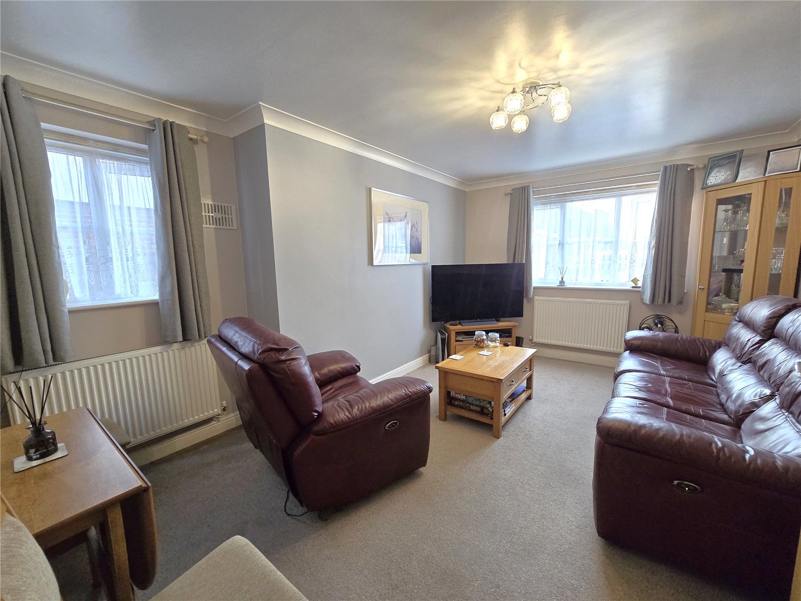 Corwell Lane, Uxbridge, Greater London, UB8, photo 2