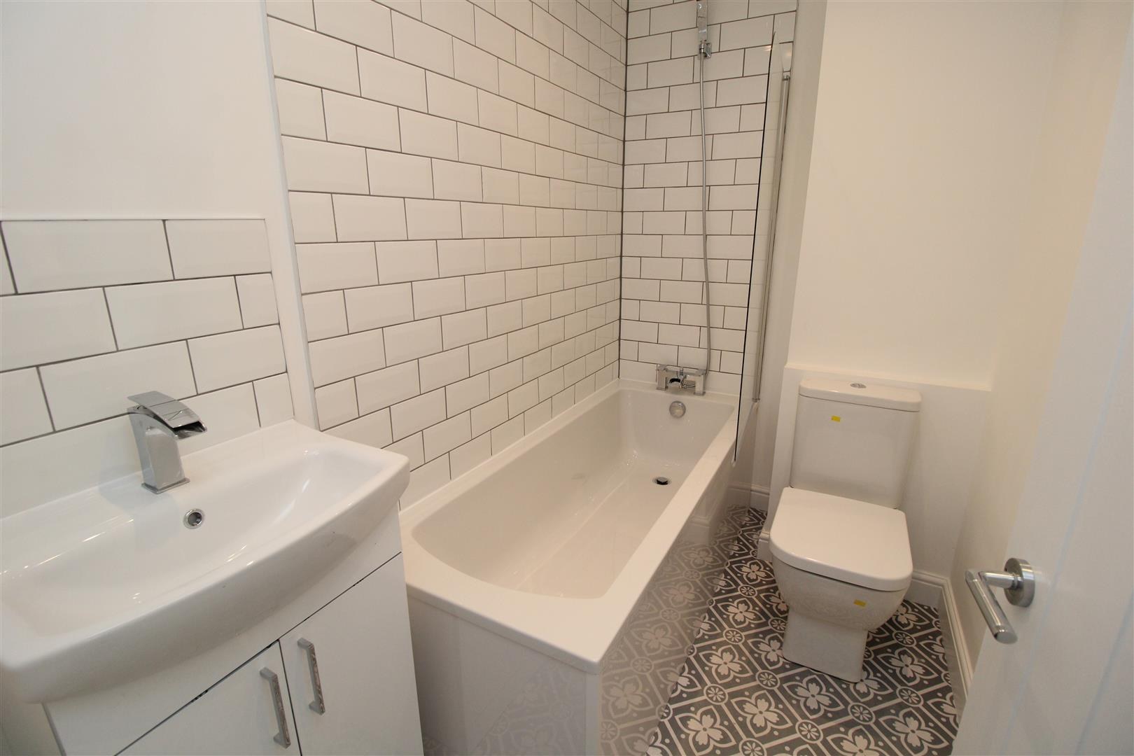 House - Terraced For Rent Upper Arail Street