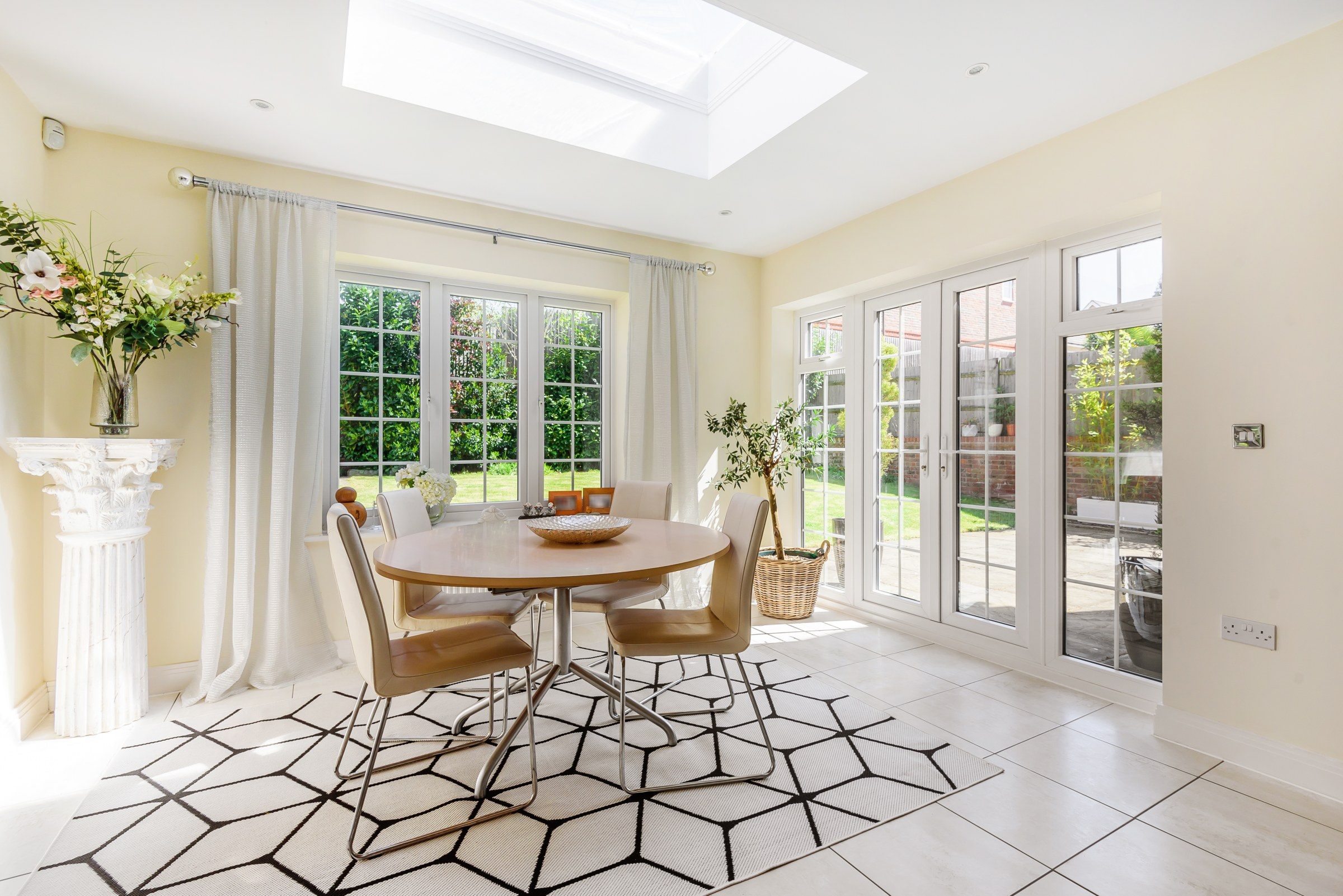 Aberdeen Way, Knaphill, Woking, Surrey, GU21, photo 3