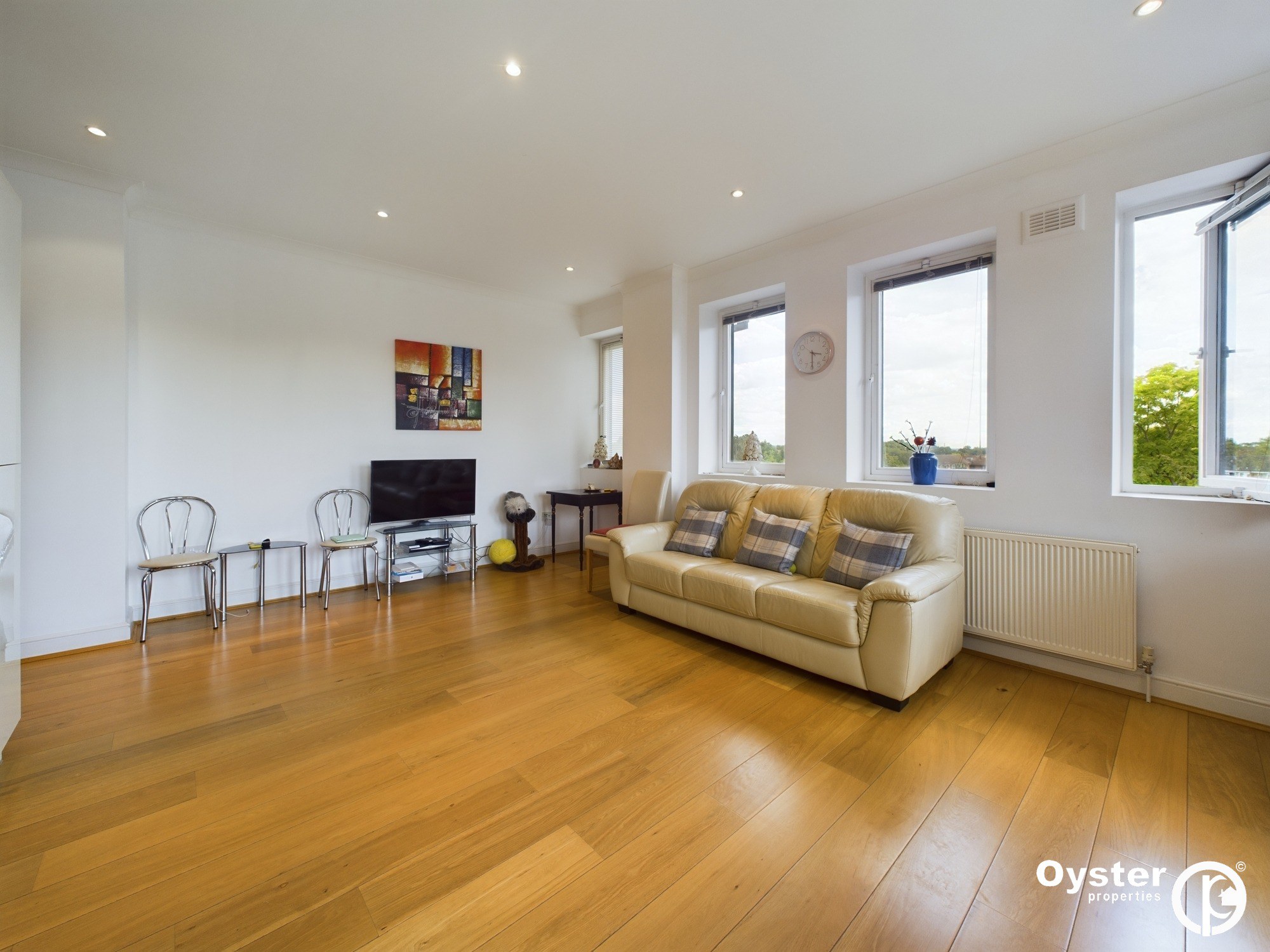 Kingsgate House, 29-39 The Broadway, HA7, photo 5