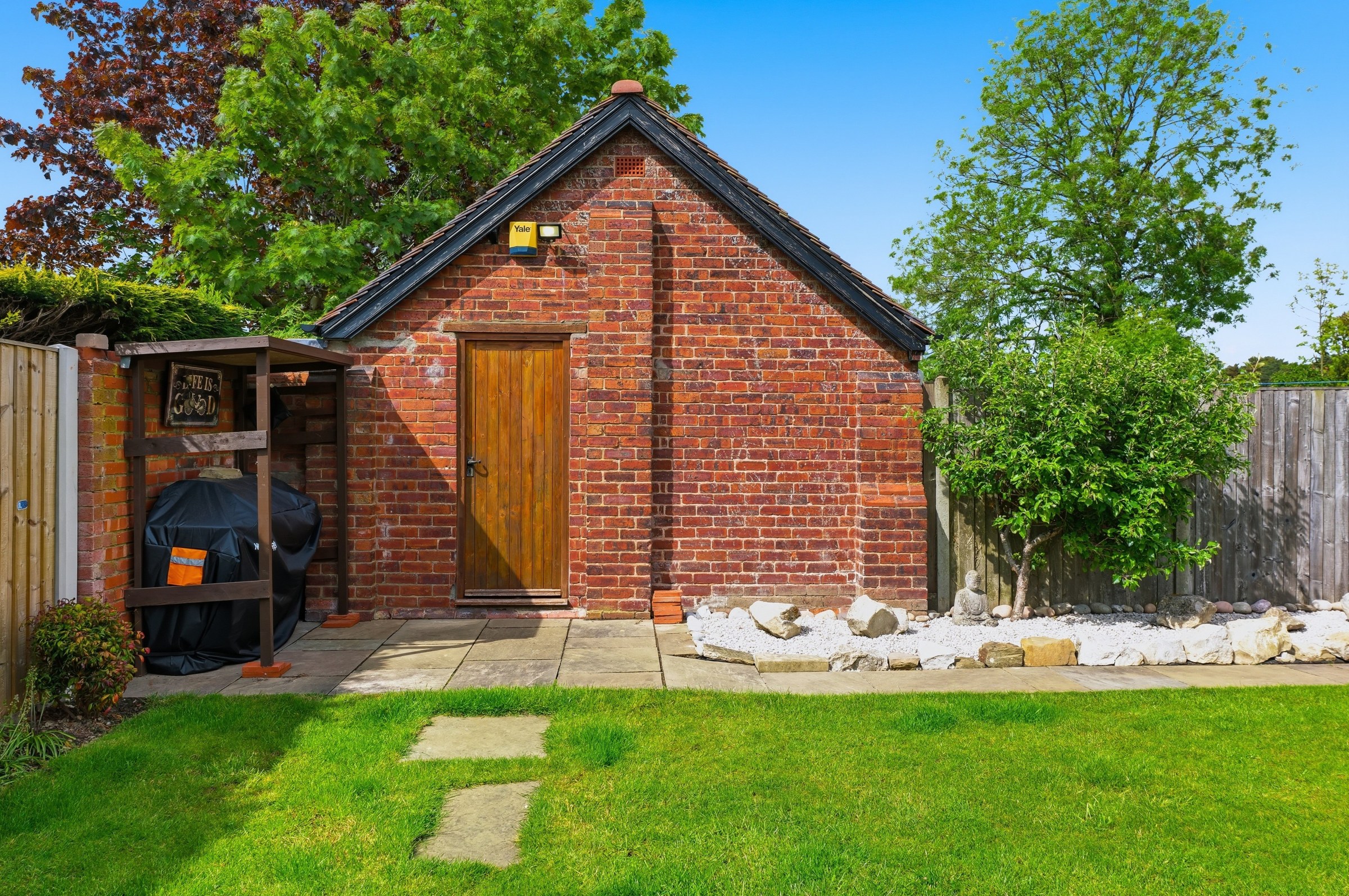 Walton Back Lane, Walton, S42, photo 37