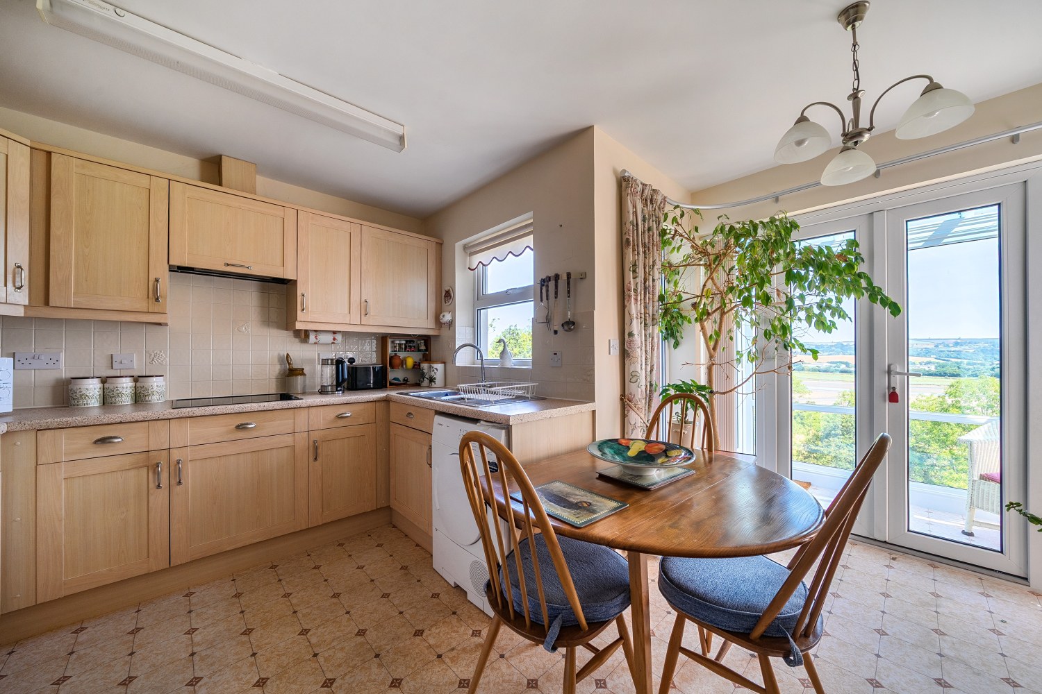 Oaklands Gardens, Sticklepath, Barnstaple, Devon, EX31, photo 4