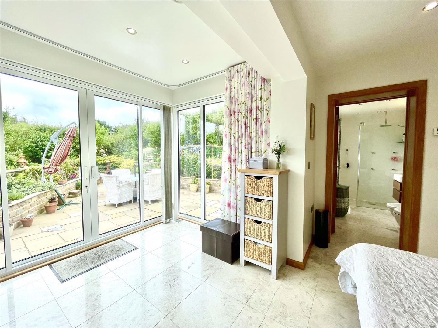 Lanner - Between Truro, Falmouth and Redruth, photo 14