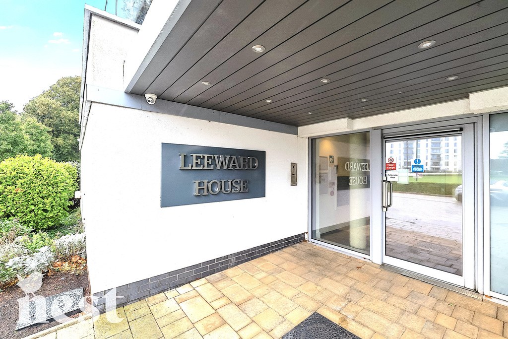 Leeward House, Village-by-The-Sea, photo 2