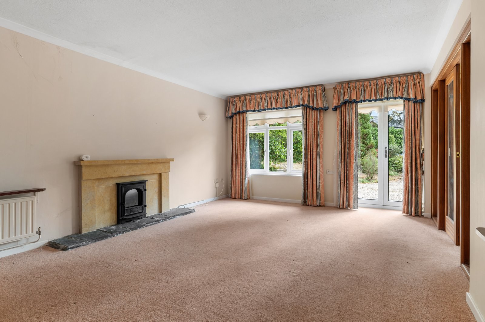 Roundwood Lane, Lindfield, Haywards Heath, West Sussex, RH16, photo 3