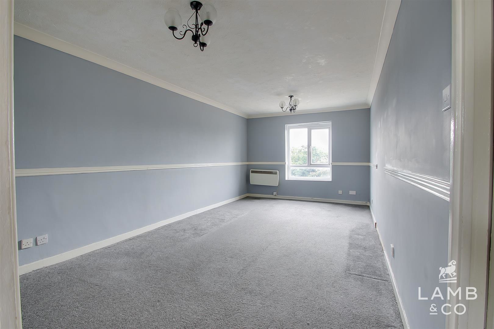 Nayland Drive, Clacton-On-Sea, photo 2