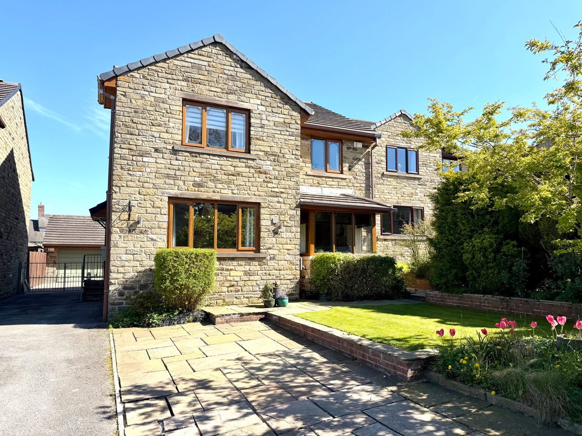 Hall Farm Grove
