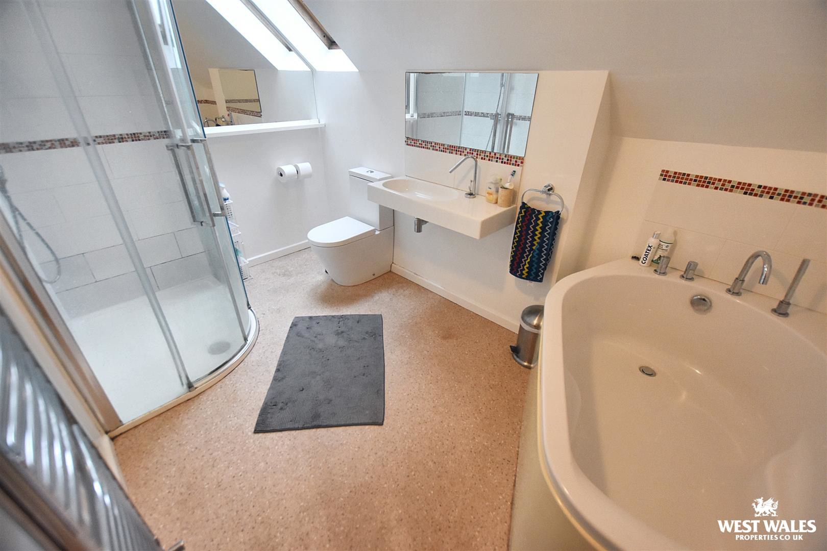 Lime Grove, Tavernspite, Whitland, photo 15