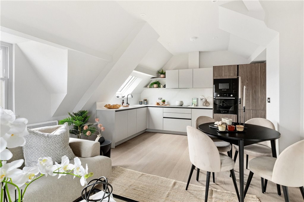 Wells Promenade, Ilkley, West Yorkshire, LS29