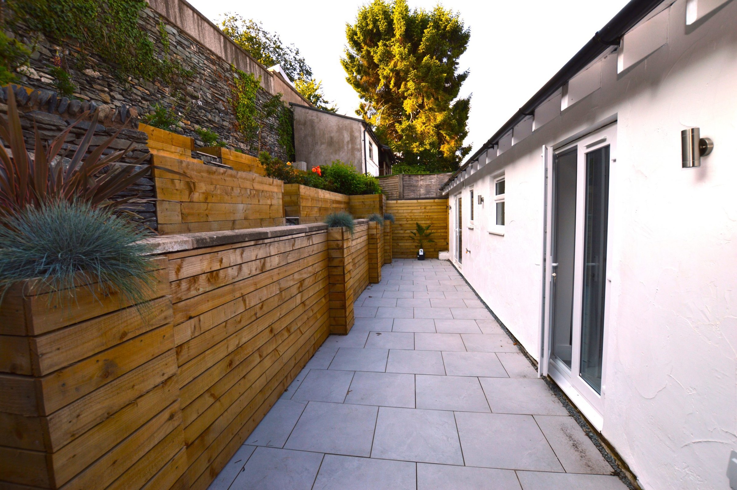 NOW LET! 2C ASH STREET 2C Ash St