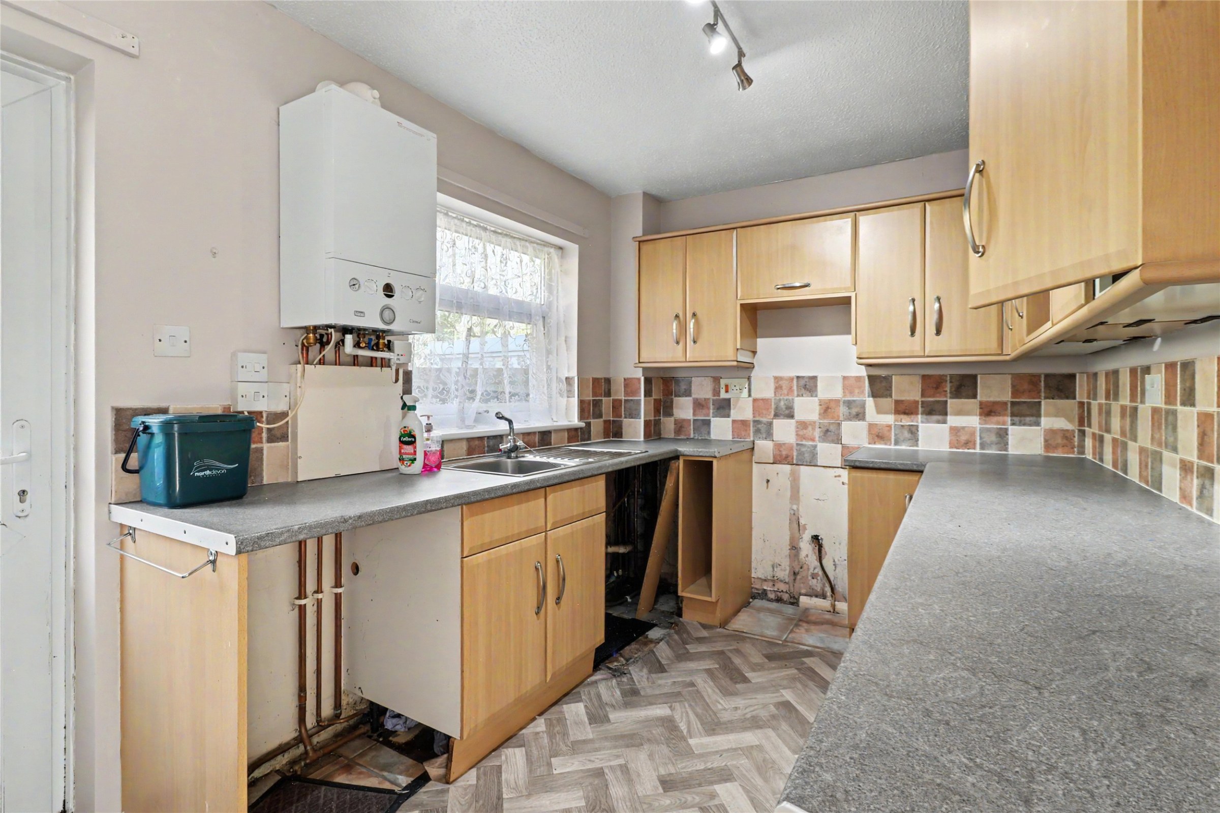 Peards Down Close, Barnstaple, Devon, EX32, photo 3