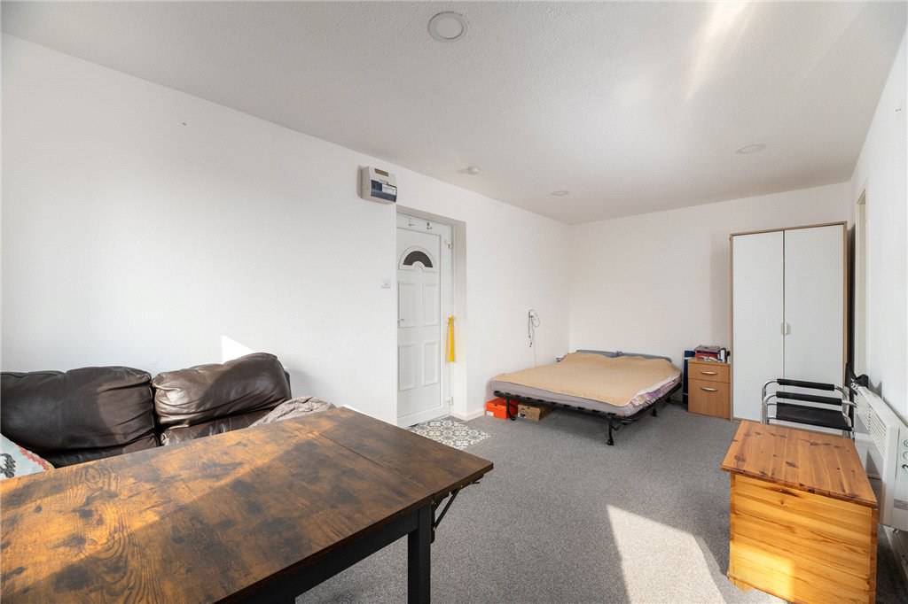Chalner Close, Morley, Leeds, West Yorkshire, LS27, photo 4