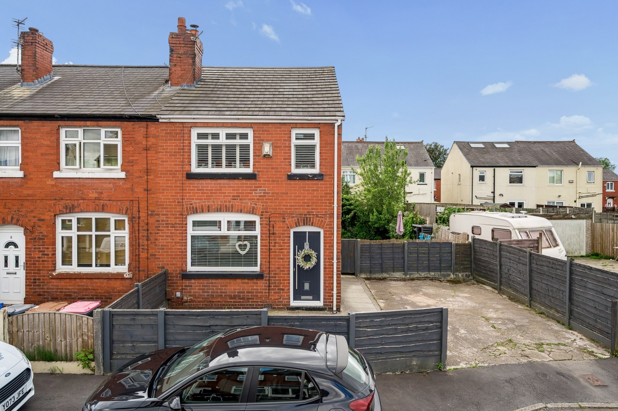 Gorton Grove, Worsley