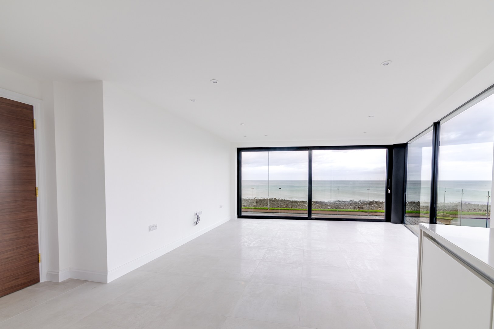 57 Marine Drive, Colwyn Bay, LL28, photo 7