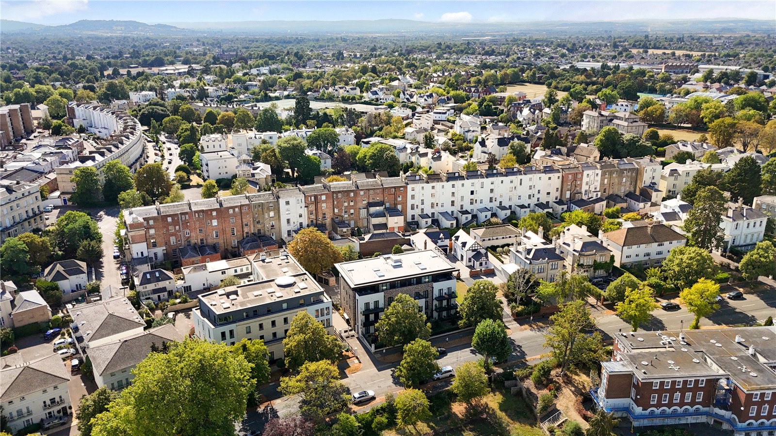 Parabola Road, Cheltenham, Gloucestershire, GL50, photo 3