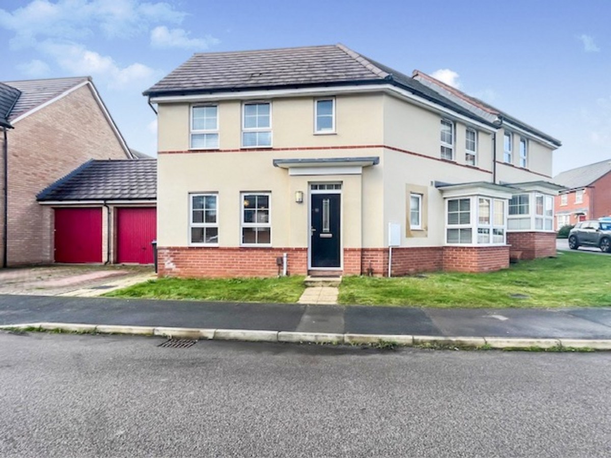 Burgundy Drive, Hemel Hempstead, HP2