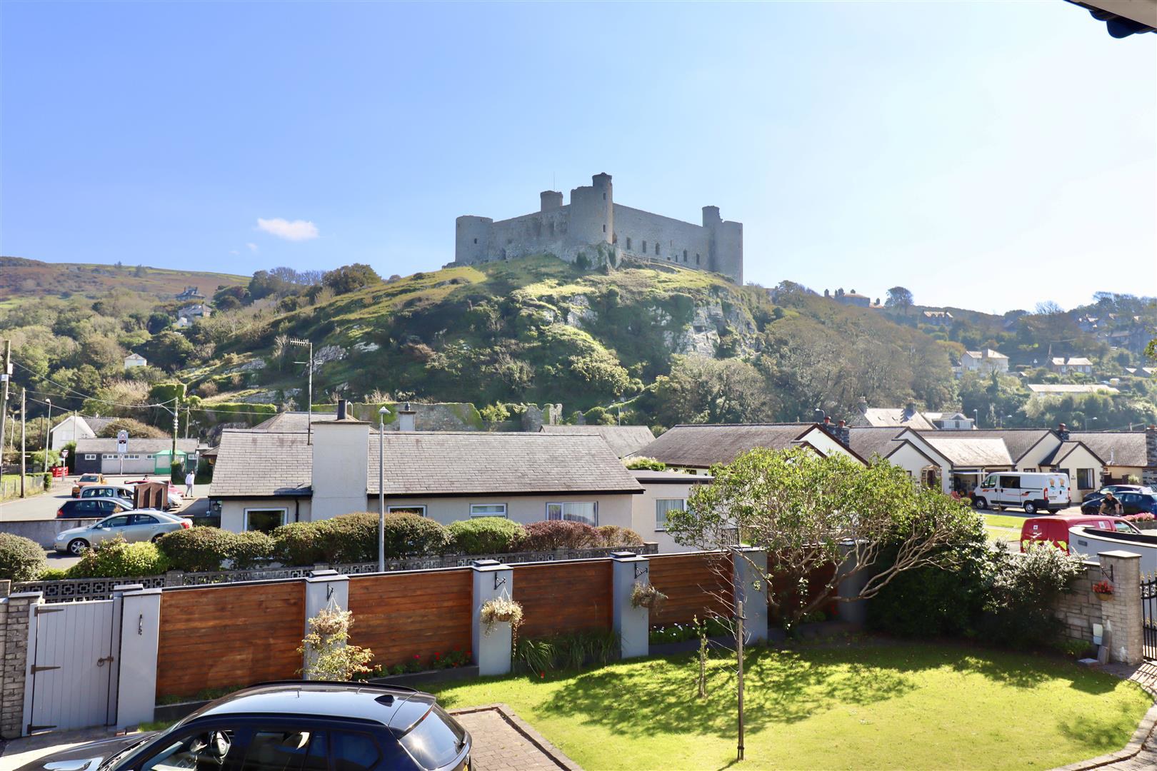 Beach Road, Harlech, LL46, photo 25
