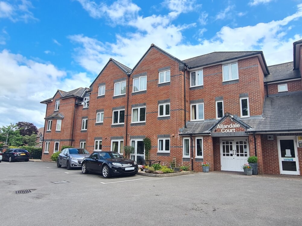 Allandale Court