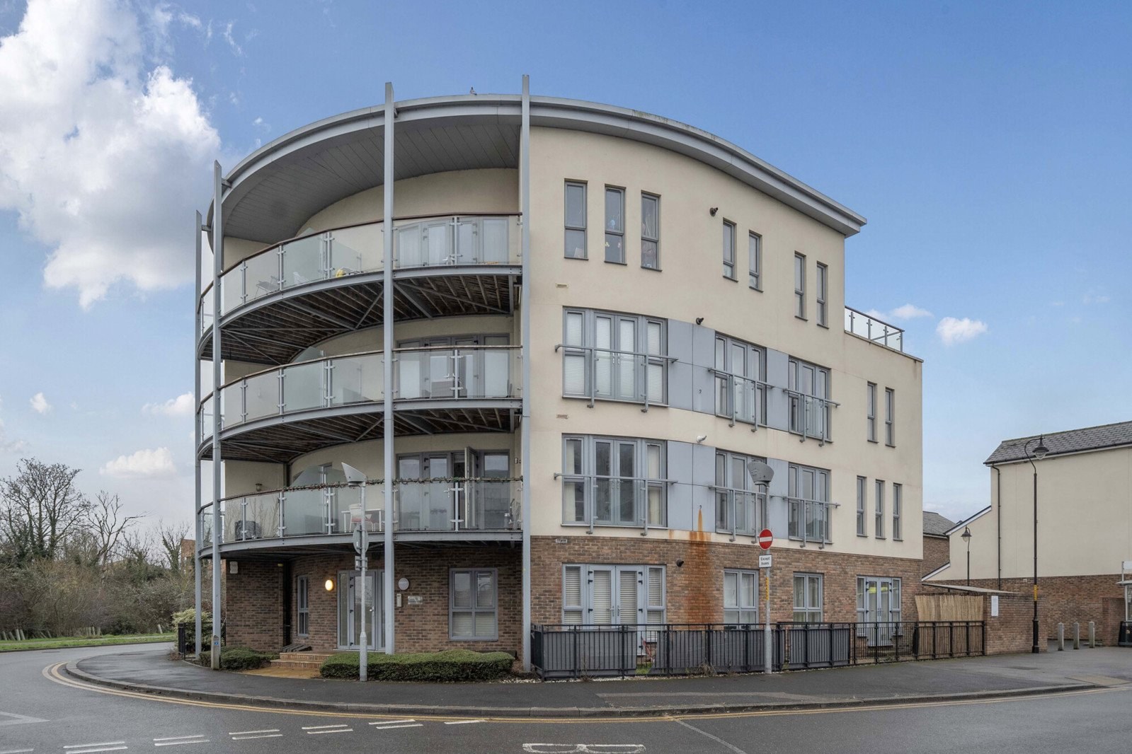 Flat/Apartment for sale - Liverymen Walk