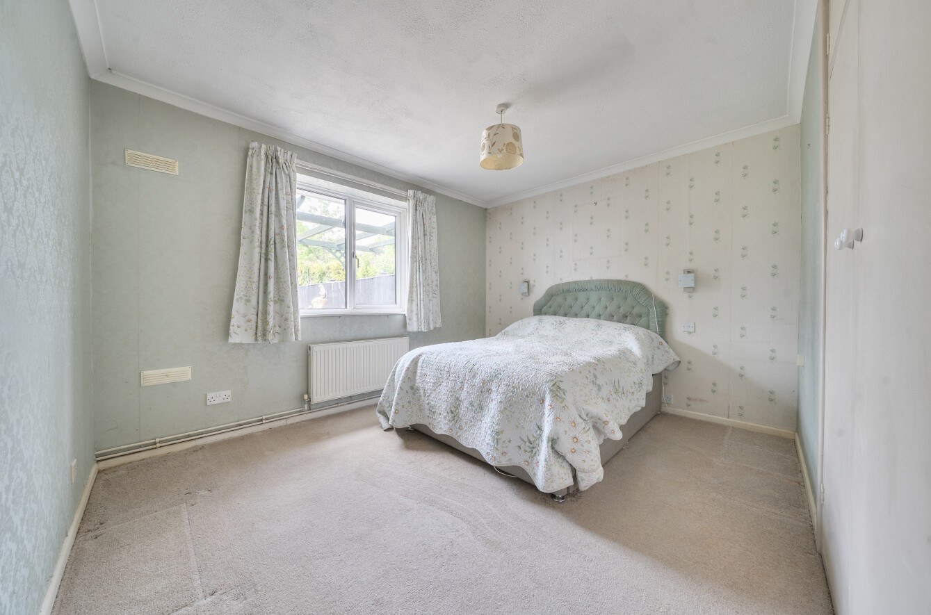 Laxton Close, Taunton, Somerset, TA1, photo 18
