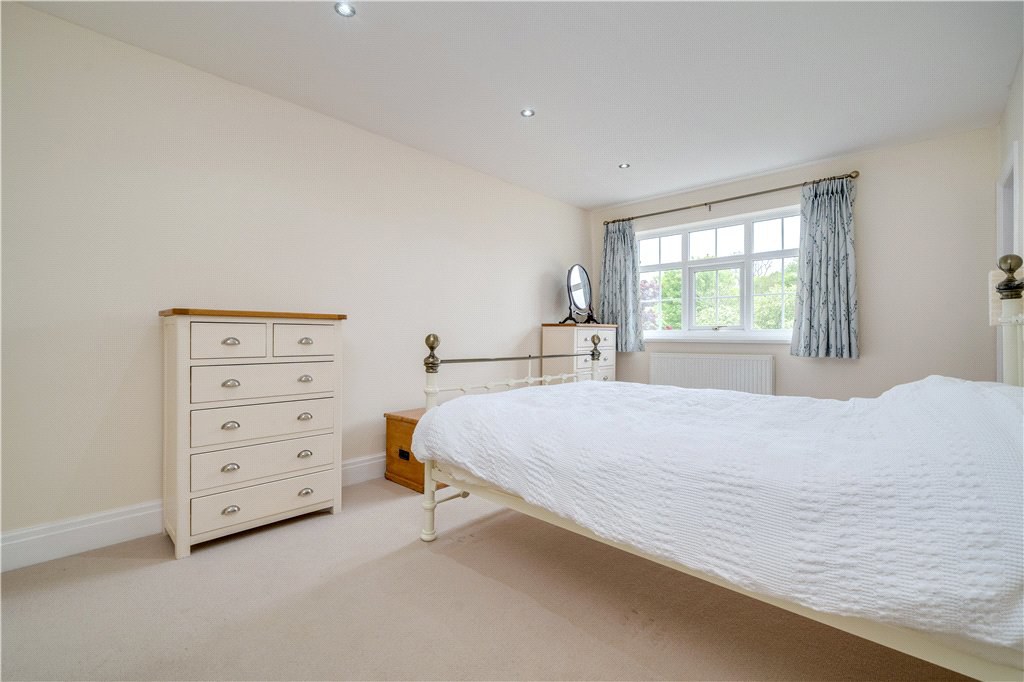 Sicklinghall Road, Wetherby, West Yorkshire, LS22, photo 14
