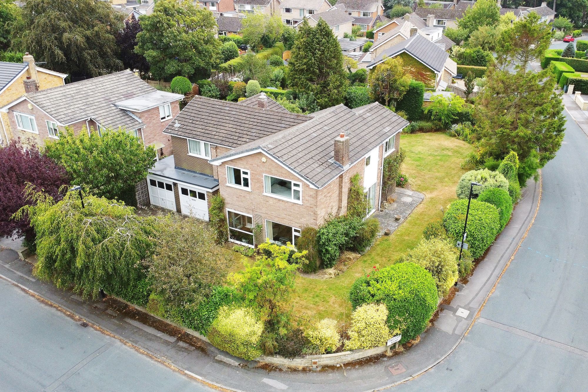 5 bed home for sale in Firs Crescent, Harrogate