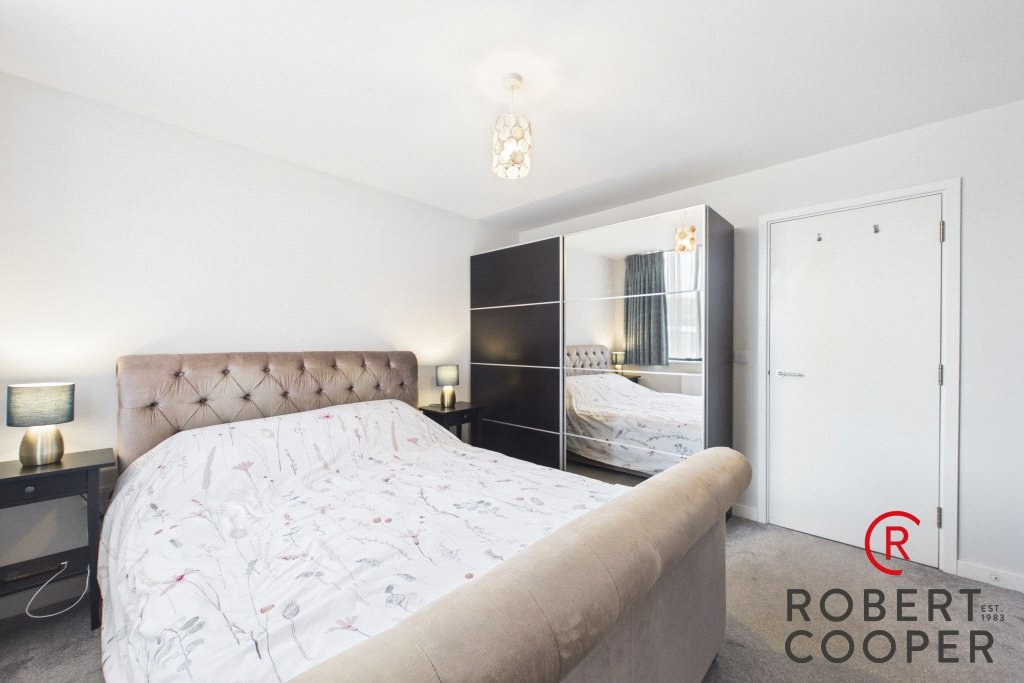 Field End Road, Eastcote, HA4, photo 6