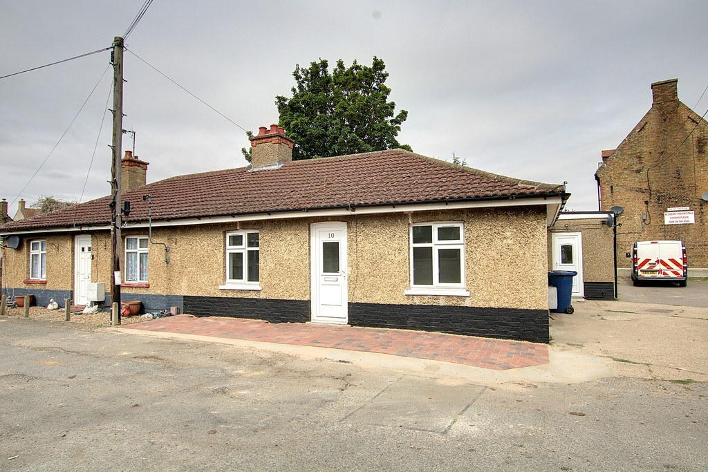 Black Horse Lane