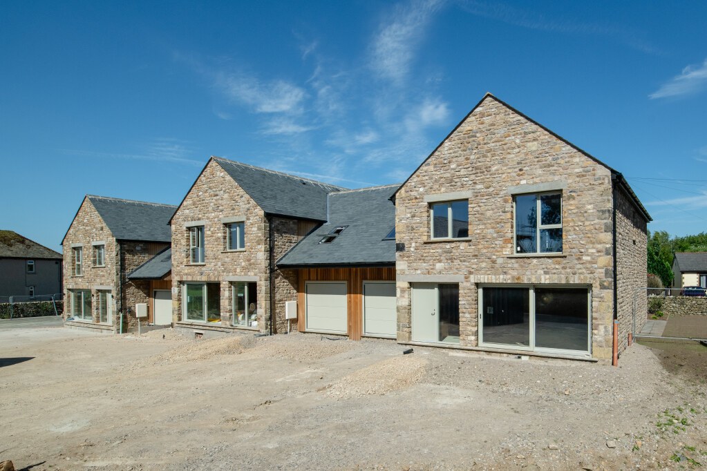 Oak Drive, Ingleton, North Yorkshire, LA6, photo 3