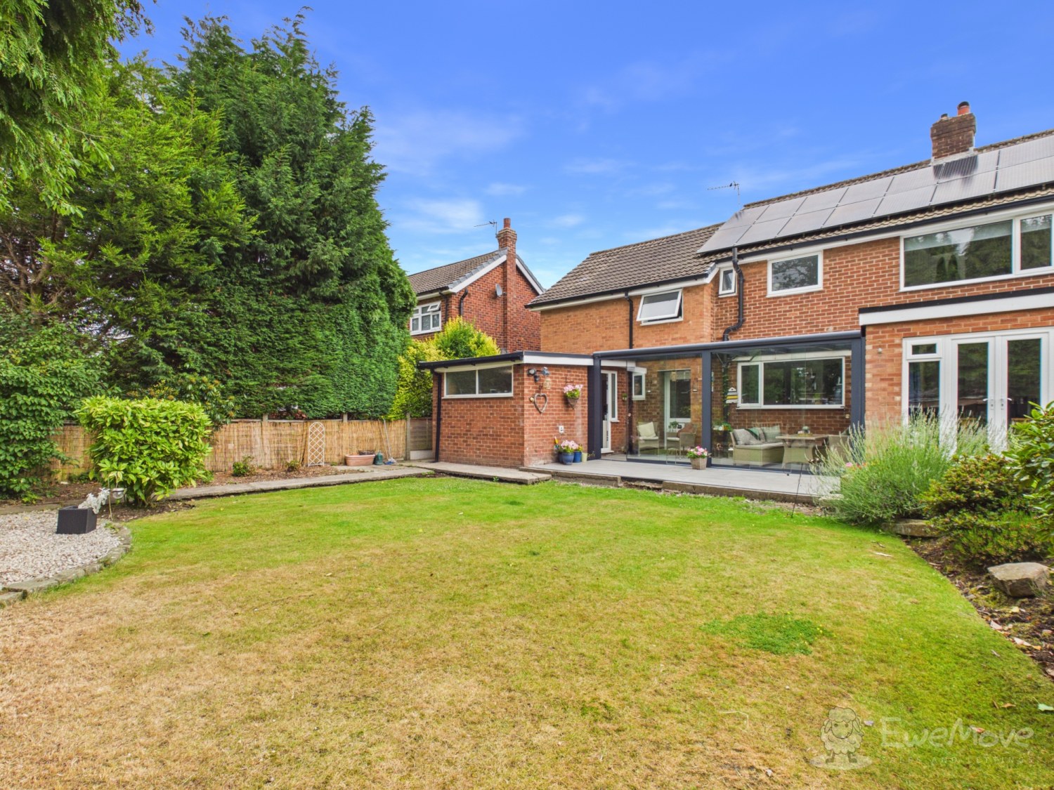 Exeter Close, Cheadle Hulme, photo 22