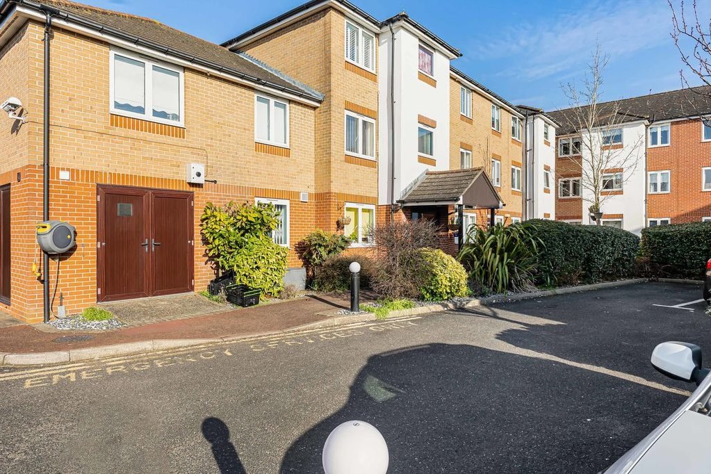 Oakleigh Close