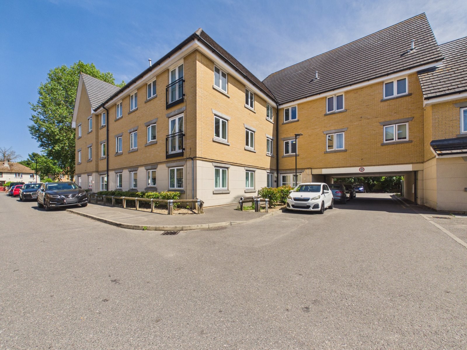 Fusiliers Way, Hounslow, TW4, photo 9
