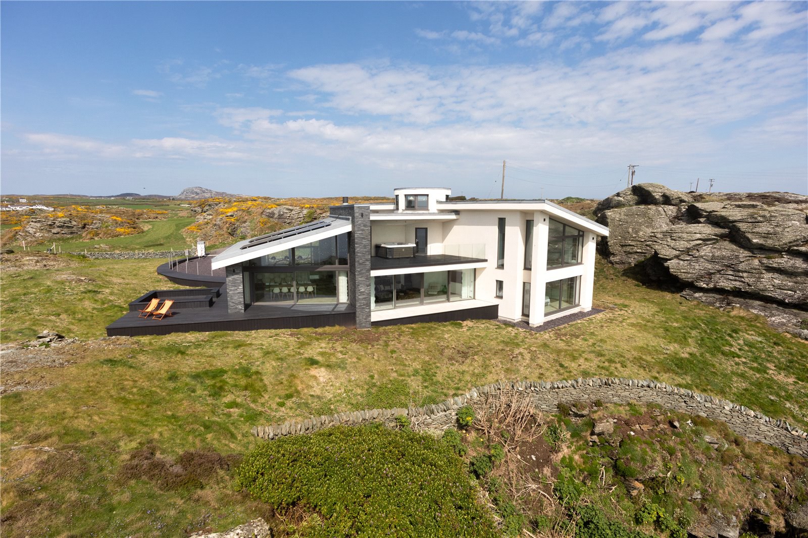 Lon Isallt, Trearddur Bay, Holyhead, Anglesey, LL65, photo 29