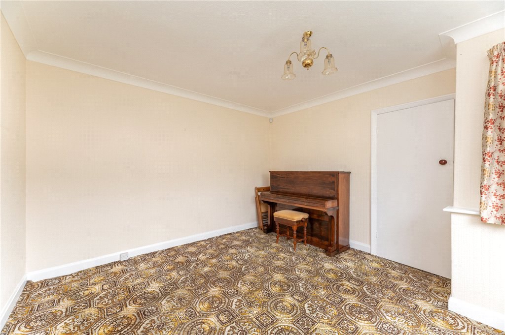 Southleigh Drive, Leeds, West Yorkshire, LS11, photo 4