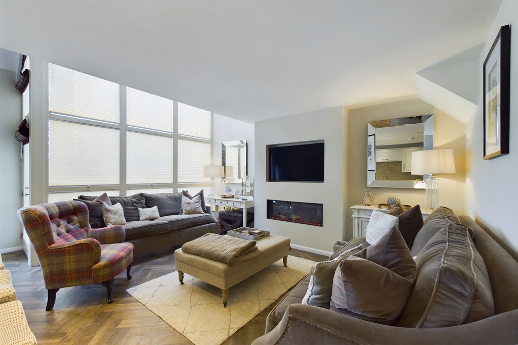 Beech Meadow, 5 The Meadows, Kirkby Lonsdale, LA6 2GY, photo 3