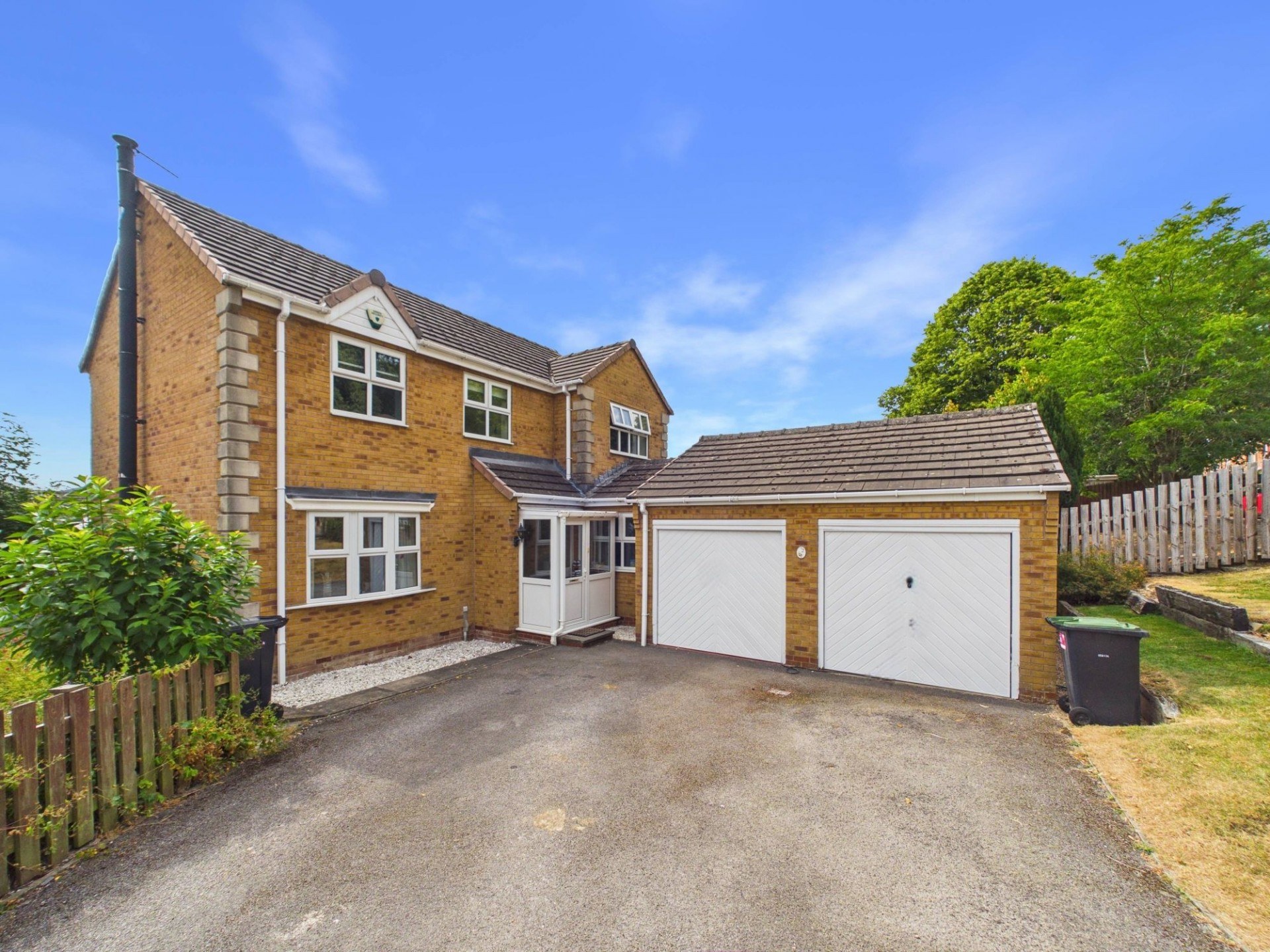 House For Sale Peveril Close