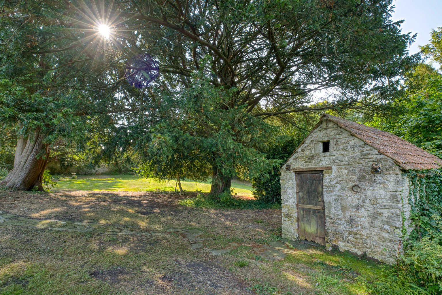 Manor house with circa 26 acres, a mile from Wells, photo 35