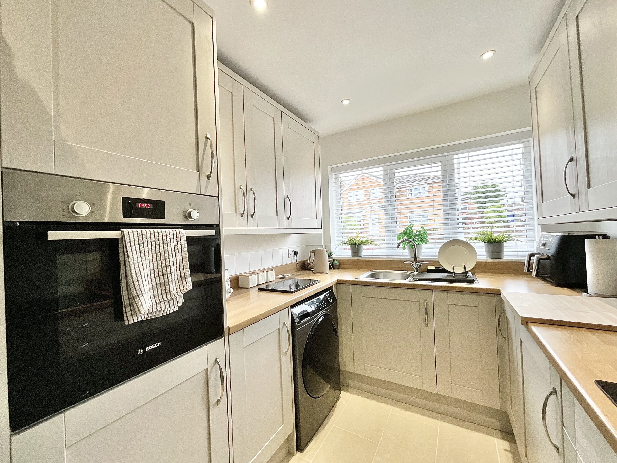 Gawsworth Close, Stoke-On-Trent, ST3, photo 9