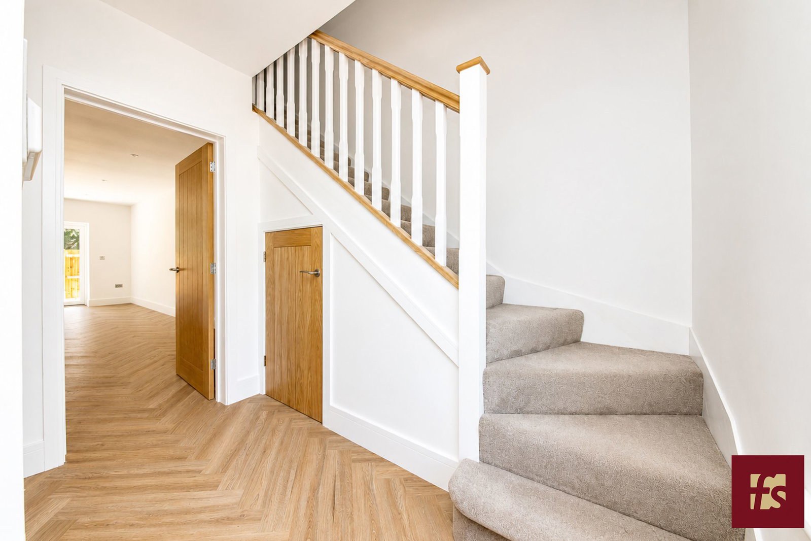 Hunters Mews, Hancombe Road, Sandhurst, Berkshire GU47 8NP, photo 5