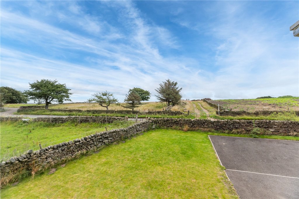 Back Lane, Wilsden, West Yorkshire, BD15, photo 37